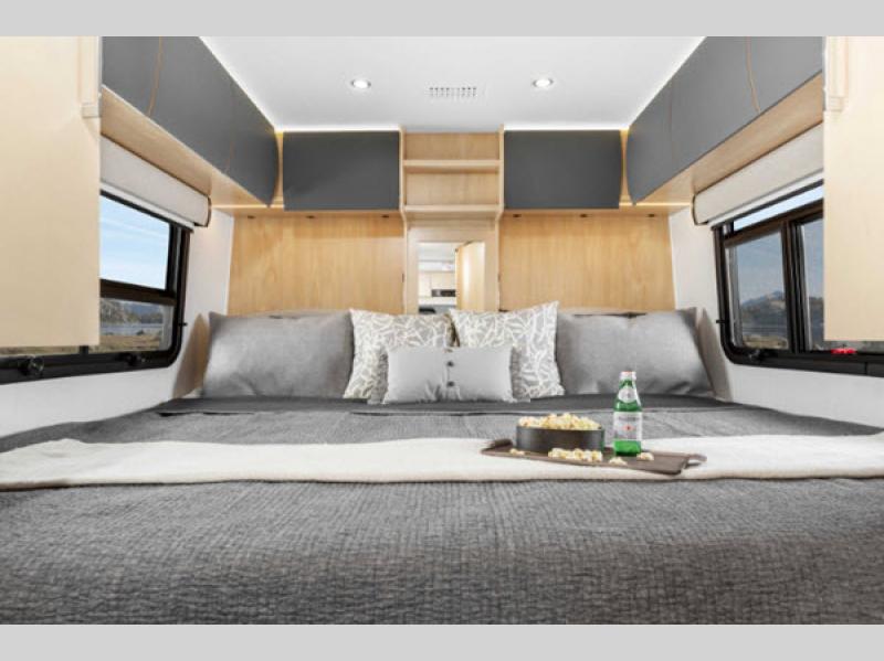 bed in unity motorhome